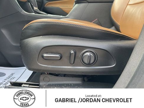 Used 2021 Chevrolet Equinox Premier image 12