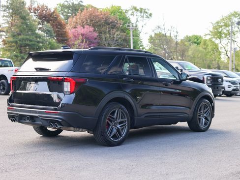 Used 2025 Ford Explorer ST w/ Sun And Sound Package AWD/4WD image 5