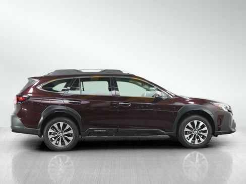 Used 2024 Subaru Outback Touring AWD/4WD image 6
