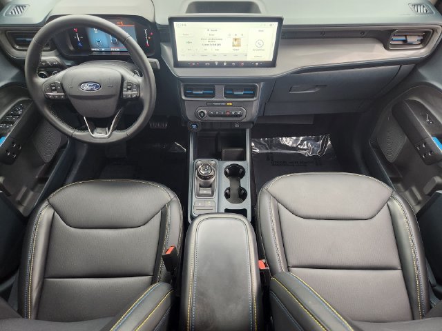 Used 2025 Ford Maverick Lobo AWD/4WD image 27