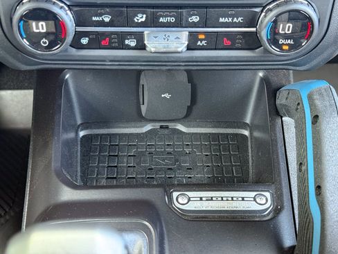 Used 2024 Ford Bronco Wildtrak AWD/4WD image 26