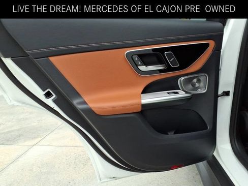 Certified 2023 Mercedes-Benz GLC 300 image 17