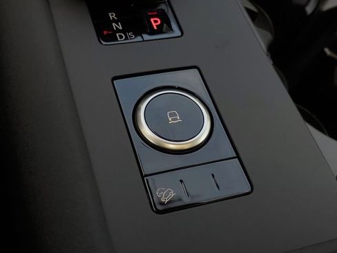 New 2026 Land Rover Discovery Dynamic SE AWD/4WD image 36