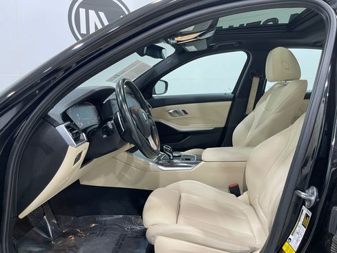 Used 2020 BMW 330i Sedan w/ Convenience Package image 13