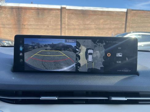 Used 2023 Genesis GV70 2.5T w/ Advanced Package image 27