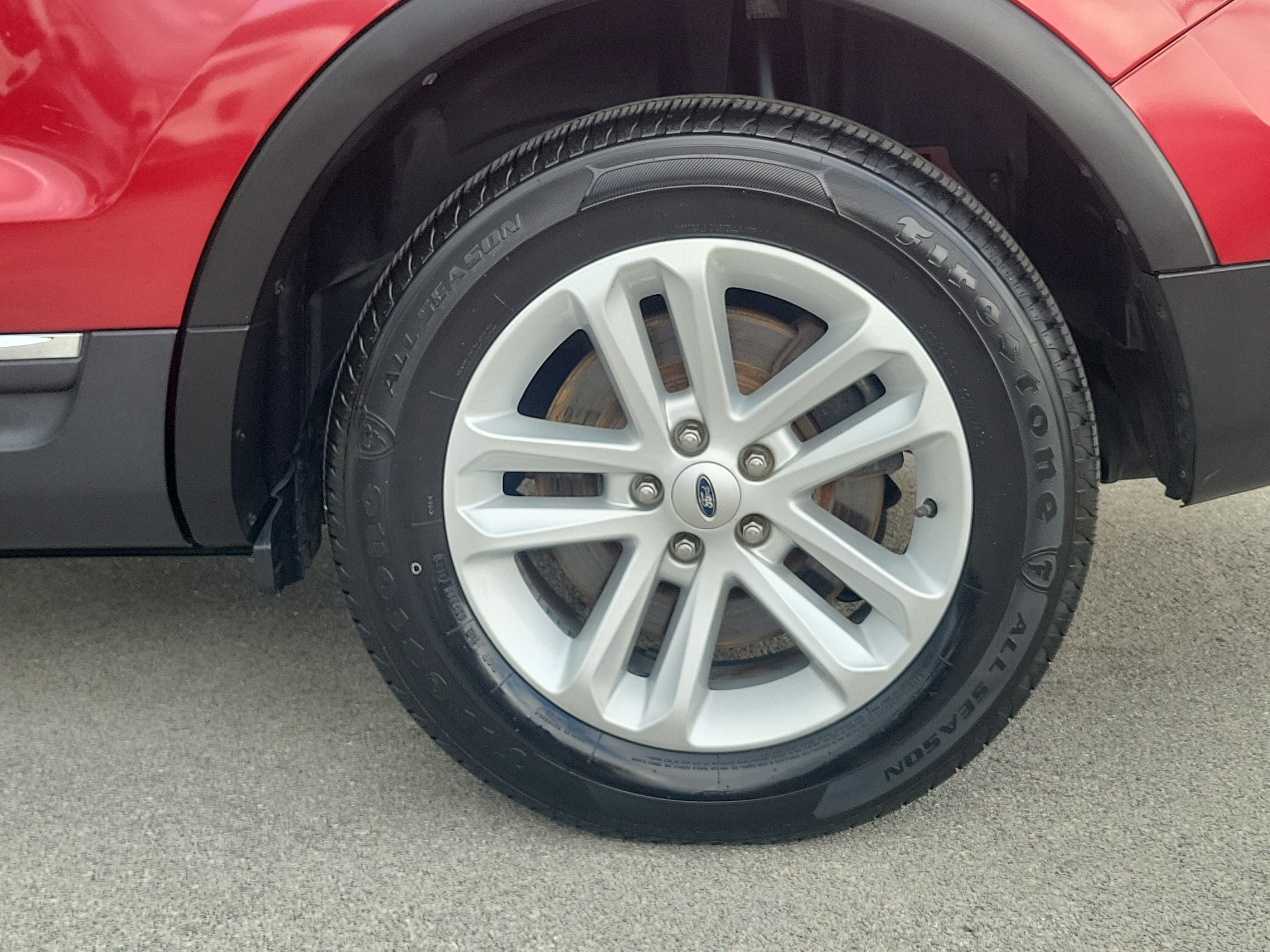 Used 2014 Ford Explorer XLT w/ Equipment Group 202A FWD image 9