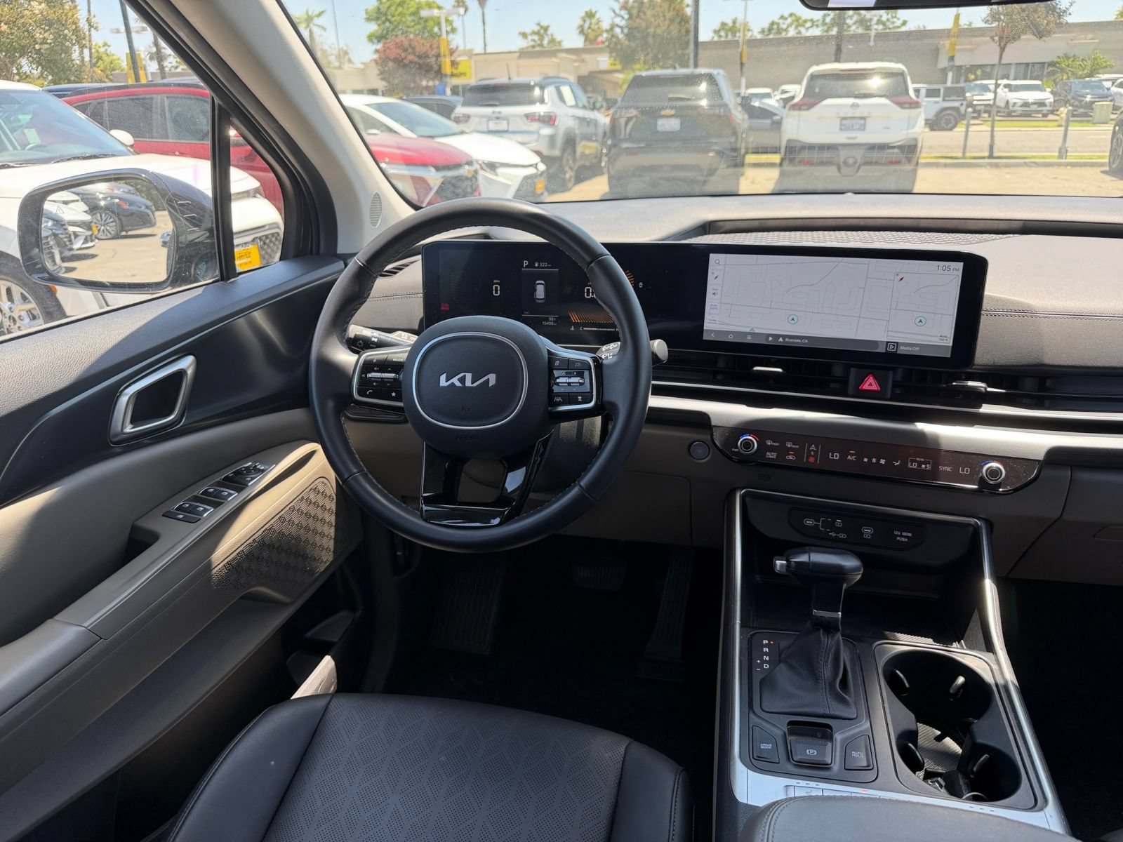 Used 2026 Kia Carnival FWD image 36