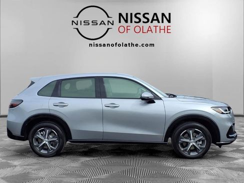 Used 2024 Honda HR-V EX-L image 30