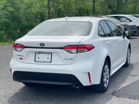 Certified 2024 Toyota Corolla LE AWD/4WD image 14