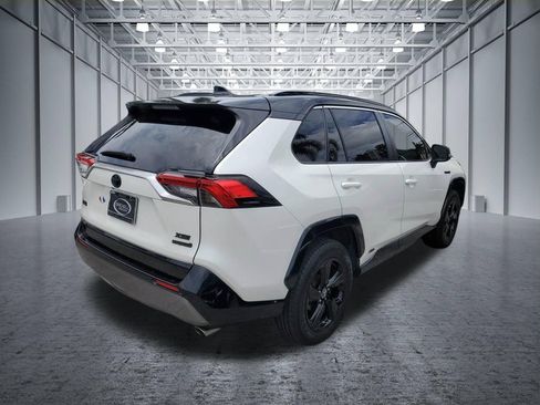 Used 2019 Toyota RAV4 XSE w/ XSE Weather Package AWD/4WD image 3