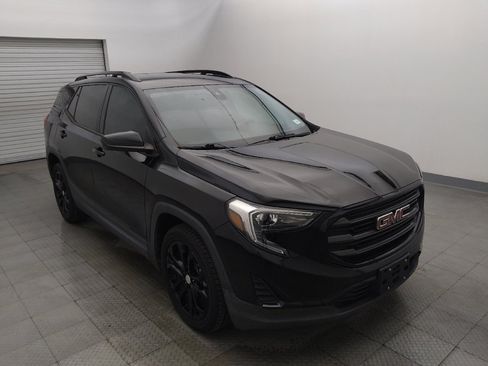 Used 2020 GMC Terrain SLE w/ Driver Convenience Package FWD image 13