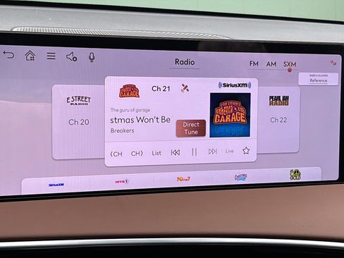 Certified 2026 Genesis GV70 2.5T Advanced image 30