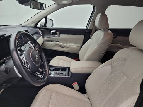 Used 2021 Kia Sorento S image 17