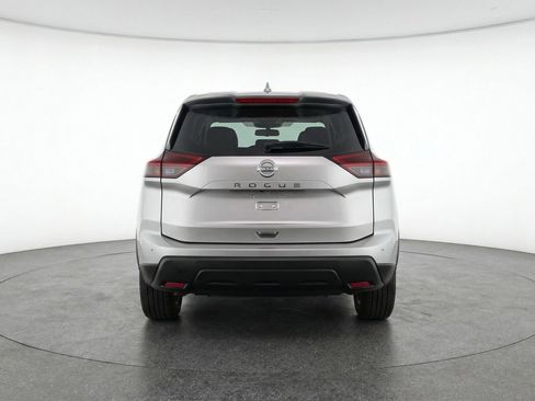 Used 2025 Nissan Rogue SV FWD image 7