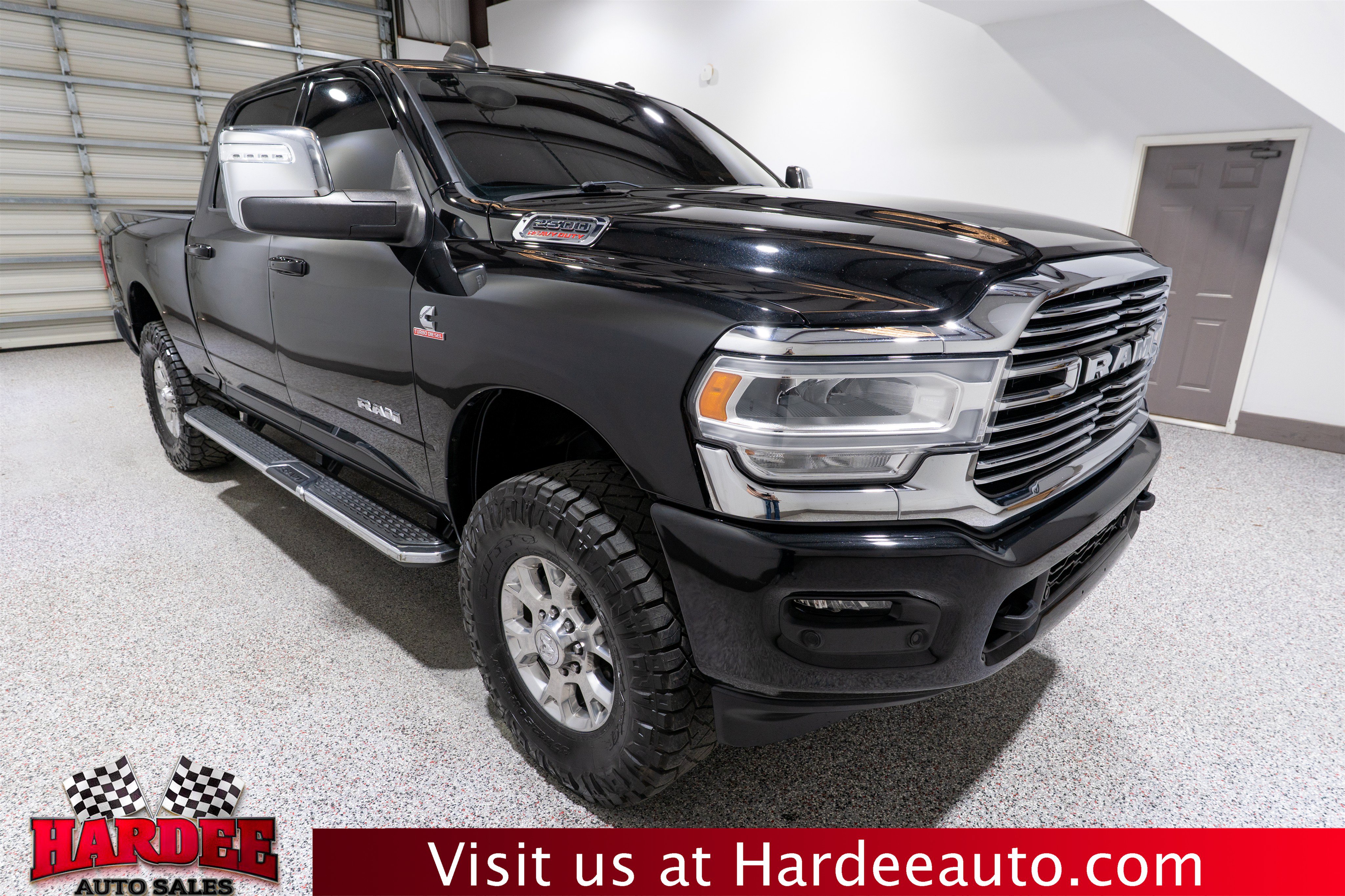 Used 2024 RAM 2500 Laramie AWD/4WD image 6
