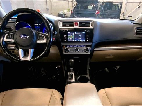 Used 2016 Subaru Outback 2.5i Limited image 17