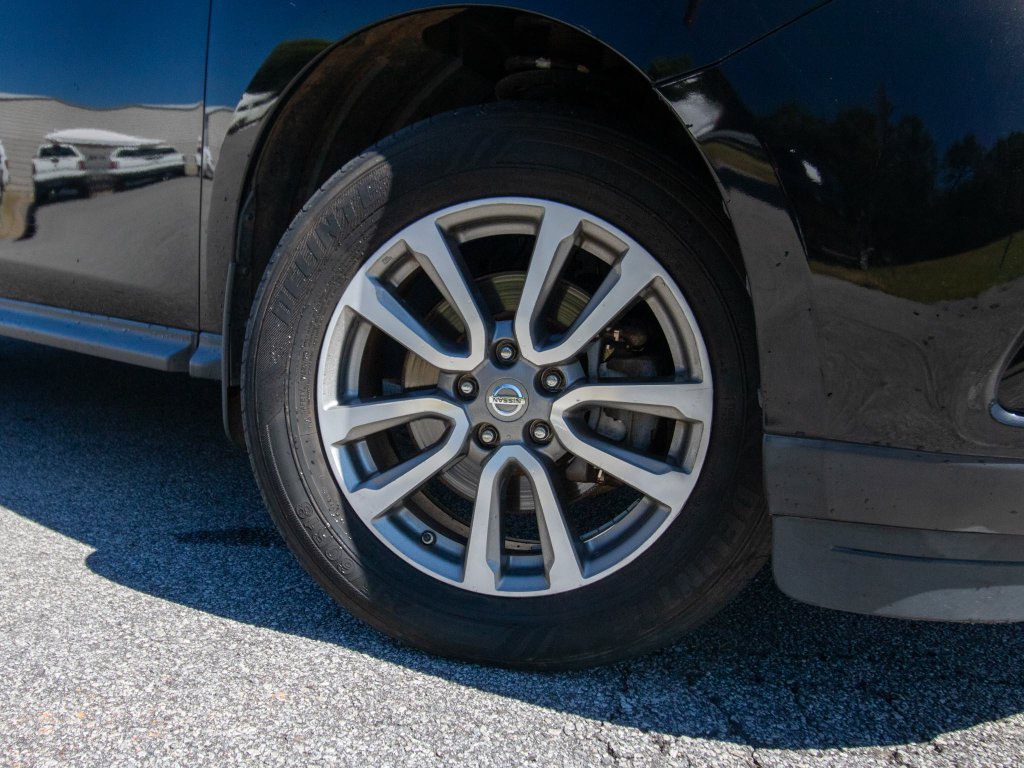 Used 2015 Nissan Pathfinder S FWD image 15