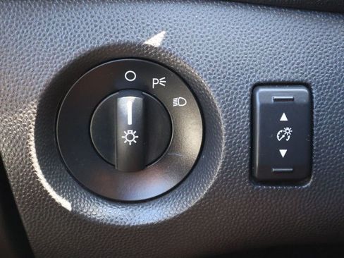 Used 2012 Ford Fiesta SE FWD image 16