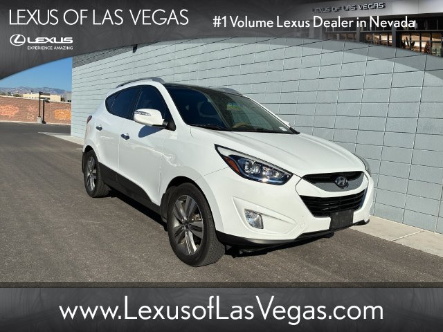Used 2015 Hyundai Tucson Limited w/ Option Group 03 FWD image 1