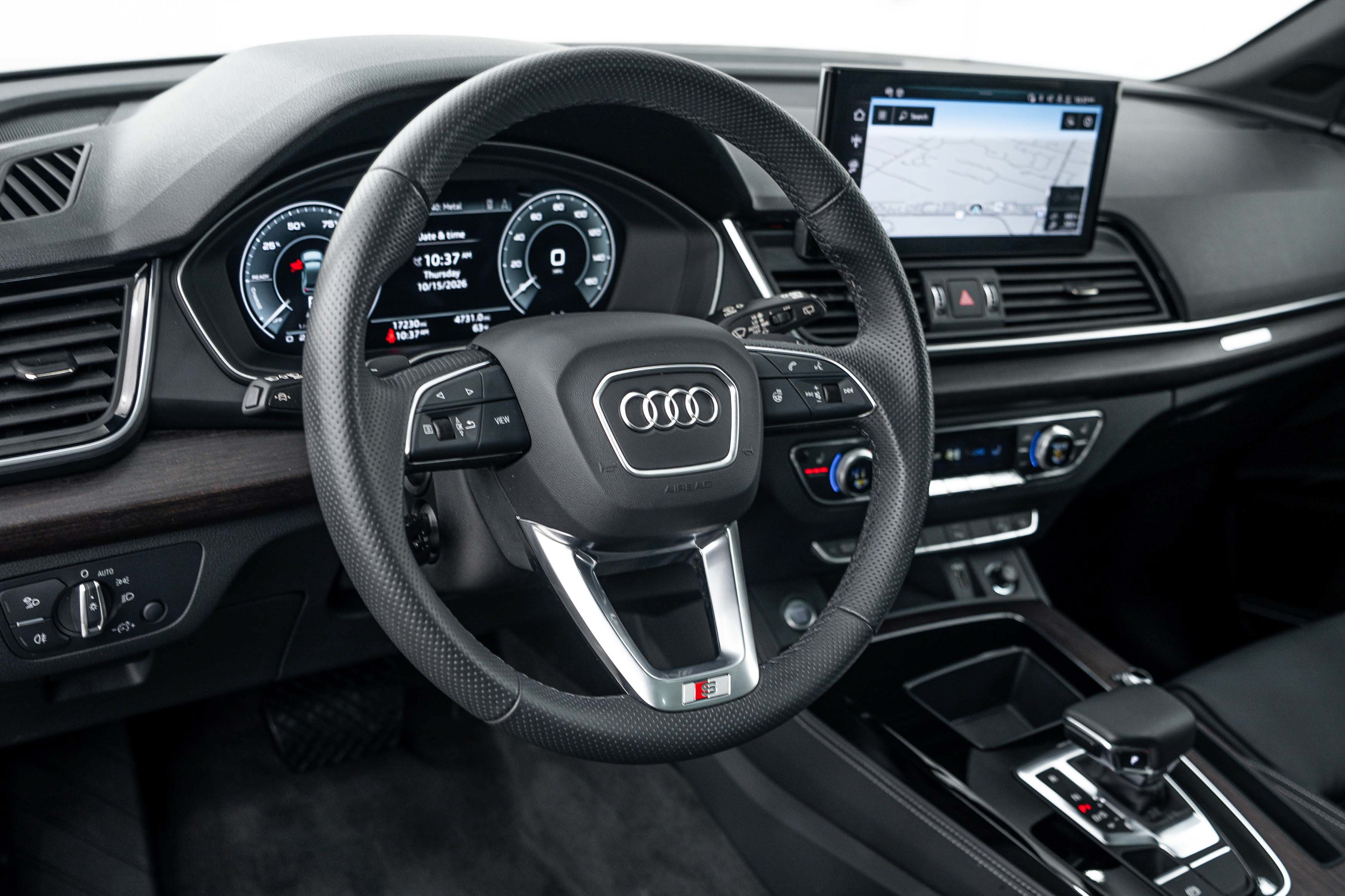 Certified 2024 Audi Q5 e Premium Plus AWD/4WD image 9