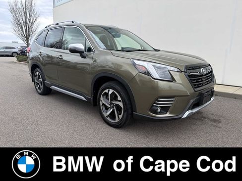 Used 2023 Subaru Forester Touring image 1