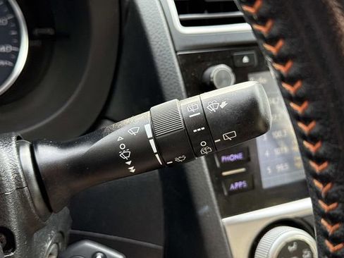 Used 2016 Subaru Crosstrek 2.0i Premium image 25