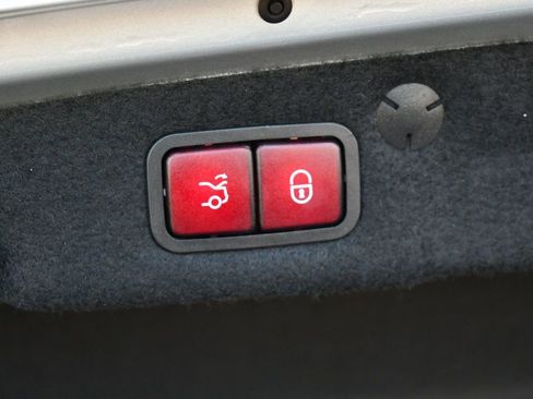 Used 2020 Mercedes-Benz C 63 AMG S image 19