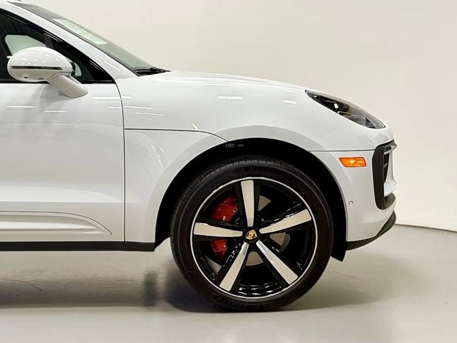 Used 2024 Porsche Macan S AWD/4WD image 14