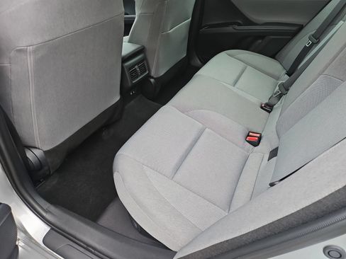 Used 2026 Toyota Camry LE FWD image 33