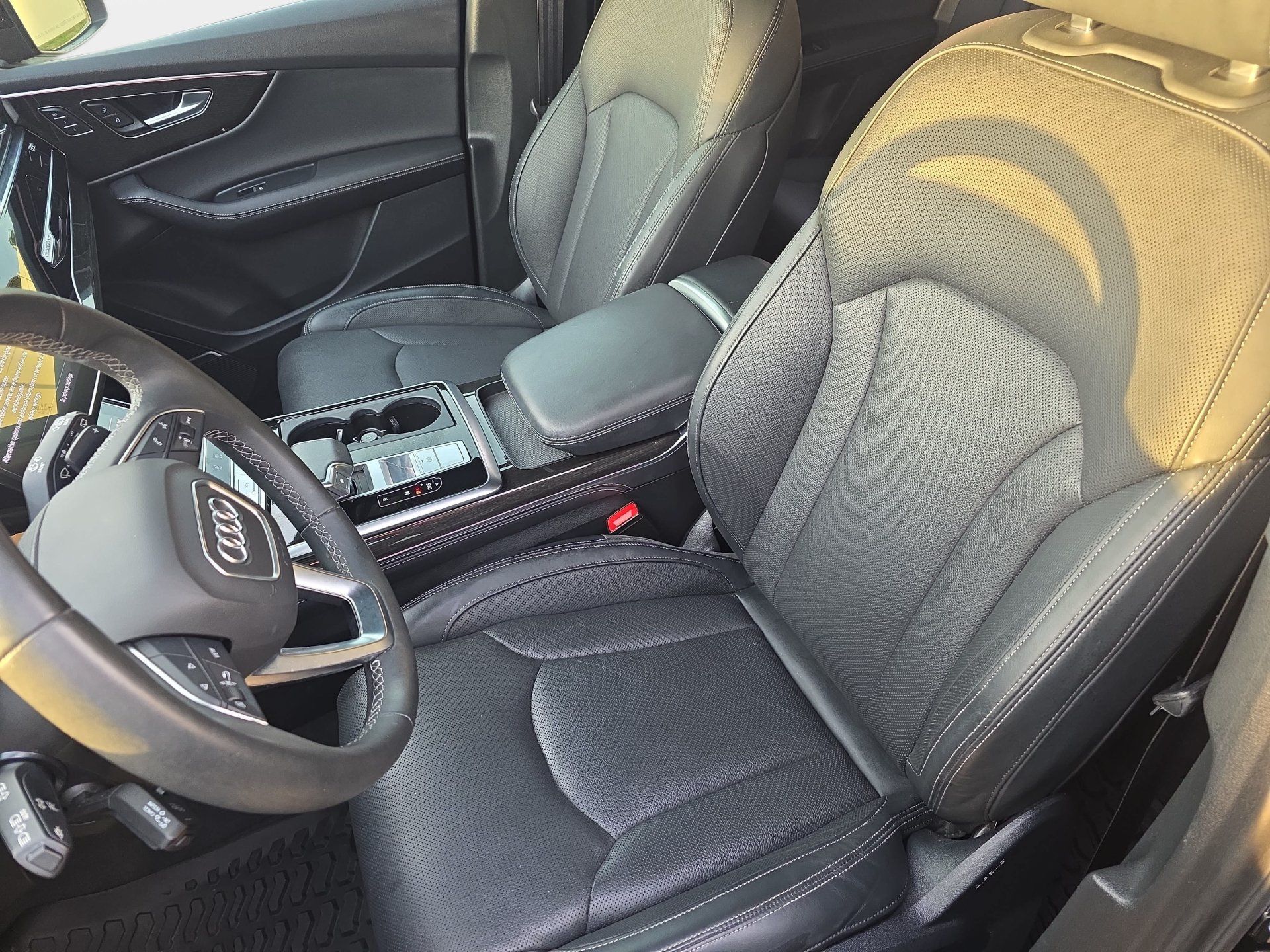 Used 2025 Audi Q7 3.0T Prestige AWD/4WD image 15