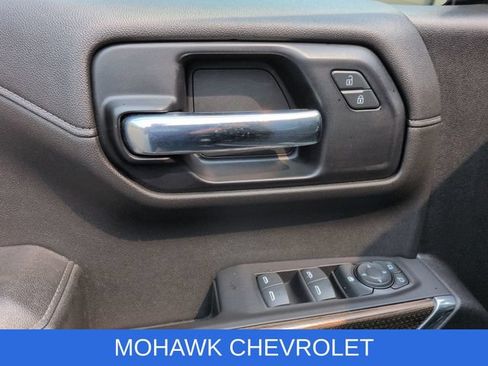 Certified 2021 Chevrolet Silverado 1500 LT Trail Boss w/ Convenience Package II AWD/4WD image 23