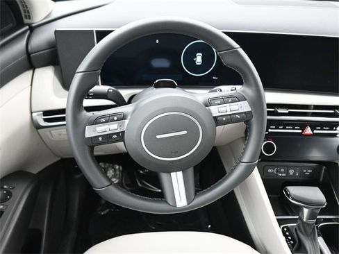 New 2026 Hyundai Tucson SEL image 13