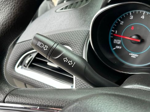 Used 2017 Chevrolet Cruze LT w/ Convenience Package image 36