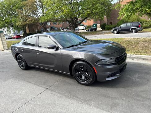 Used 2017 Dodge Charger Police w/ Street Appearance Group image 2