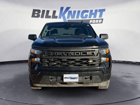 Used 2023 Chevrolet Silverado 1500 Custom image 8