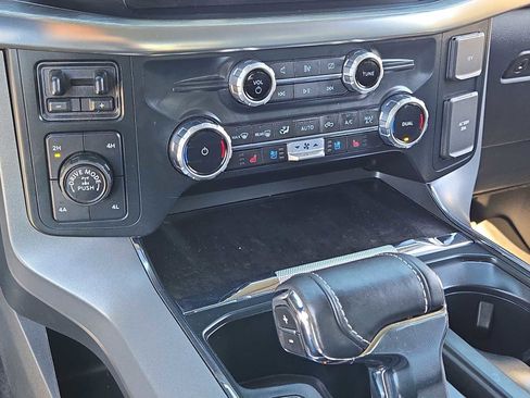 Used 2023 Ford F150 Lariat w/ Trailer Tow Package image 30