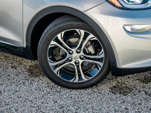 Used 2017 Chevrolet Bolt Premier image 13