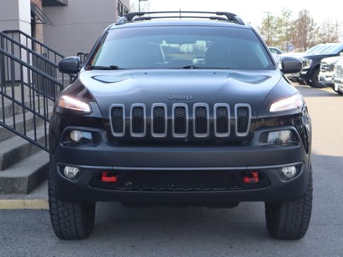 Used 2017 Jeep Cherokee Trailhawk w/ Trailer Tow Group image 4