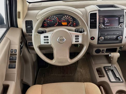 Used 2018 Nissan Frontier SV RWD image 15