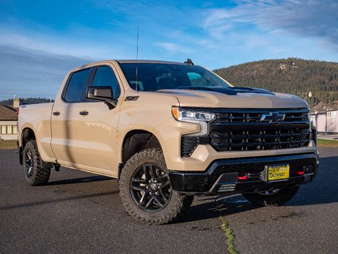 Used 2023 Chevrolet Silverado 1500 LT Trail Boss w/ Protection Package AWD/4WD image 1