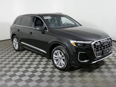 Certified 2025 Audi Q7 3.0T Premium Plus w/ Premium Plus Package image 1