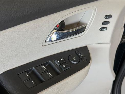 Used 2016 Honda Odyssey Touring image 20