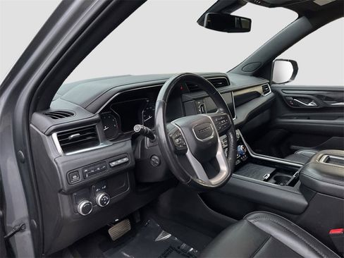 Used 2021 GMC Yukon Denali image 7
