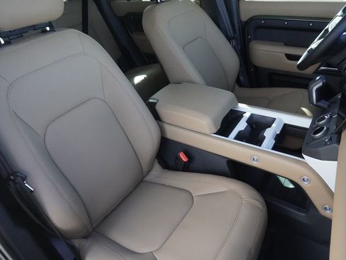 New 2026 Land Rover Defender 110 S image 24