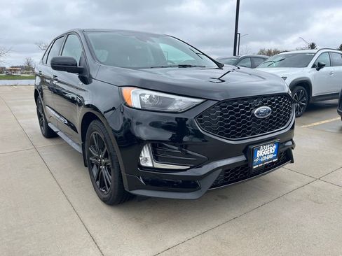 Used 2021 Ford Edge ST-Line image 2