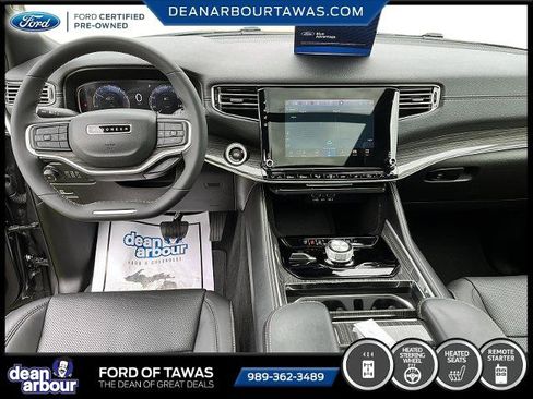 Used 2022 Jeep Wagoneer Series II w/ Premium Group I AWD/4WD image 3