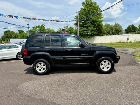 Used 2003 Jeep Liberty Limited AWD/4WD image 6