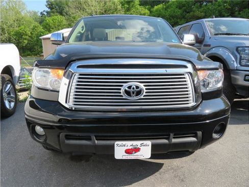 Used 2012 Toyota Tundra Limited w/ Memory Pkg AWD/4WD image 15