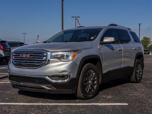 Used 2019 GMC Acadia SLT image 5