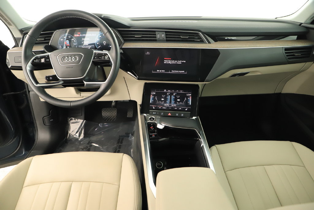 Certified 2024 Audi Q8 e-tron Premium Plus AWD/4WD image 18